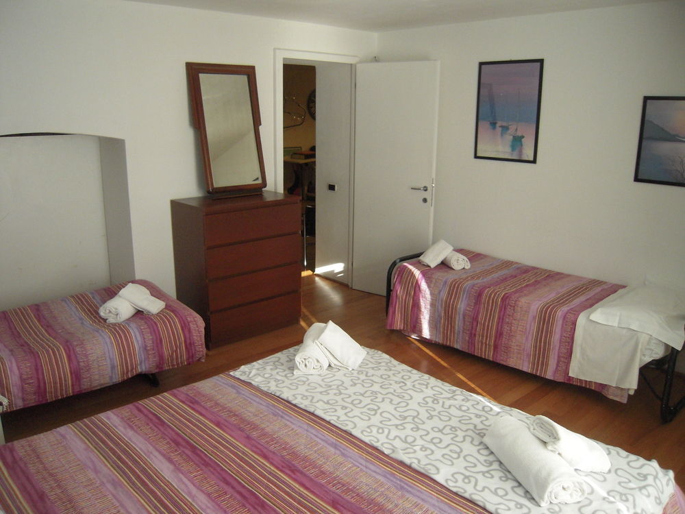 Bed And Breakfast Al Viale Papa Giovanni Bergamo Exteriör bild